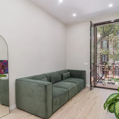 Guestready- Lovely In *